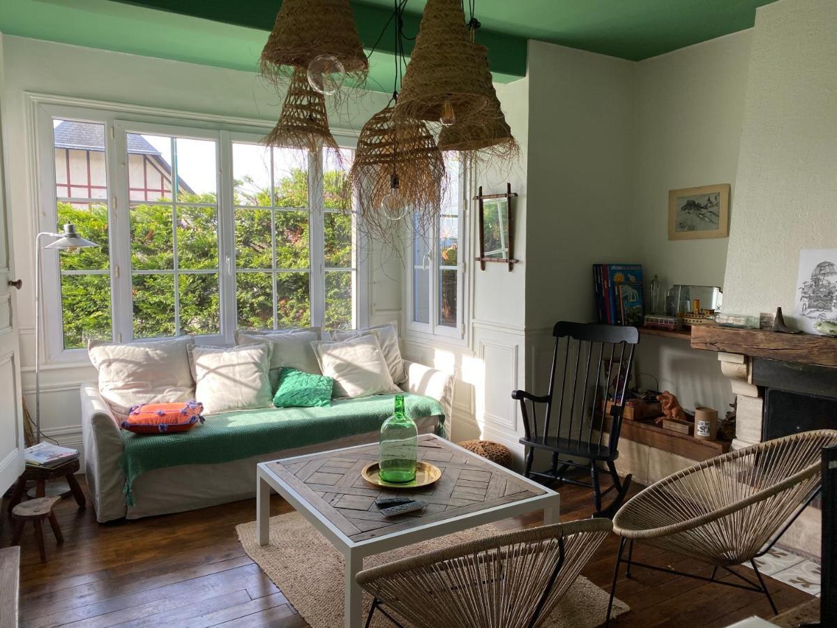 Maison En Bord De Mer บลอนวิลล์-ซัวร์-แมร์ ภายนอก รูปภาพ